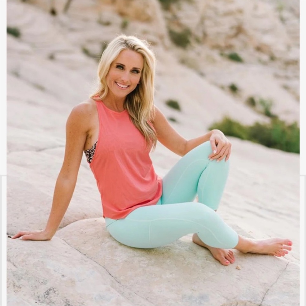 Zyia Coral Double Racerback Tank Size medium